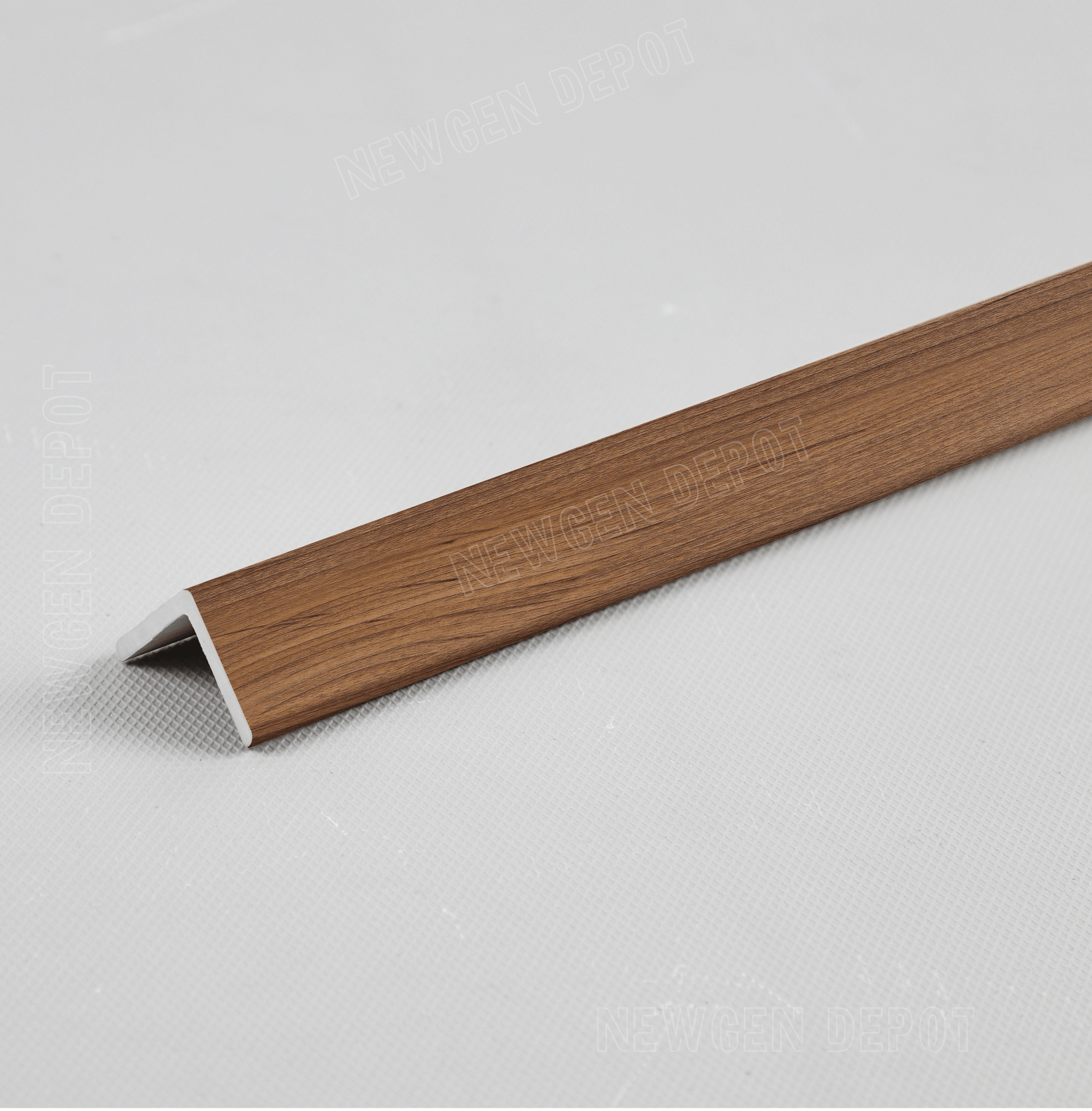 Wood-look aluminum wall panel L trim for durable edge finishing and corner protection